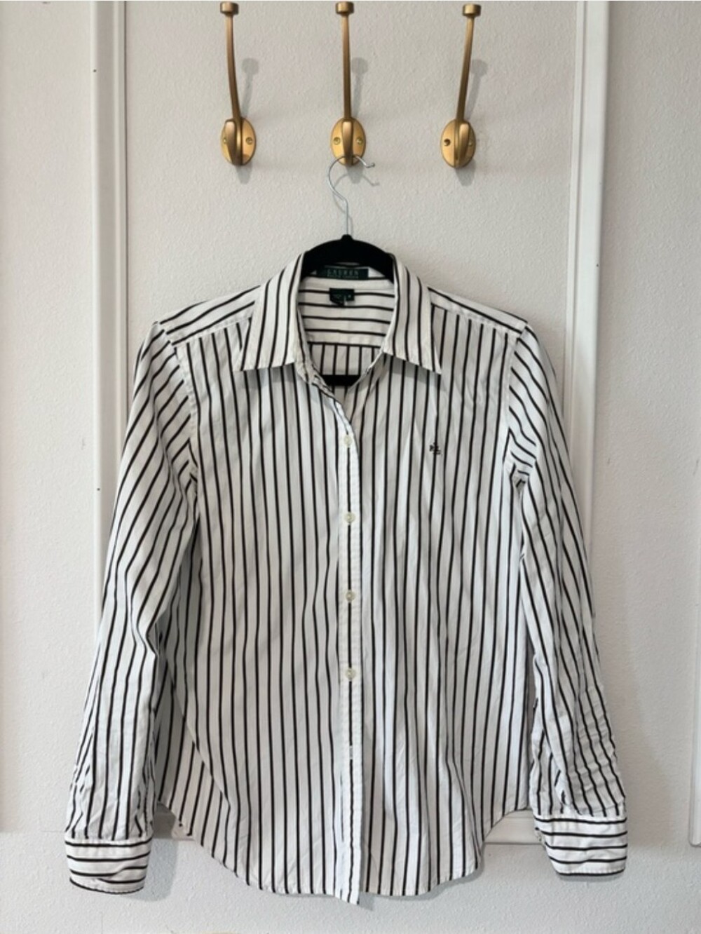 Ralph Lauren Chocolate Brown & White Button Down Size Medium 🤎